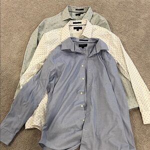 Banana Republic Blue, White, and Green Casual Button Down Shirts